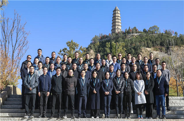 尊龍凱時(shí)人生就是贏控股首批80后中高層赴延安學(xué)習(xí)紅色精神